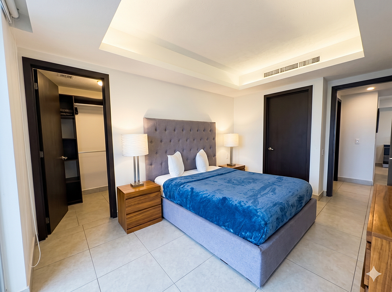 Venetian 2BR High Floor Oceanview