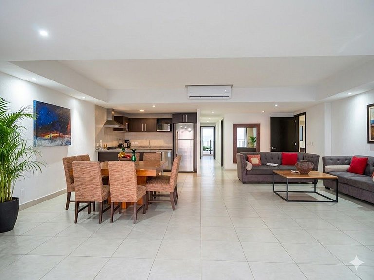 Venetian 2BR High Floor Oceanview