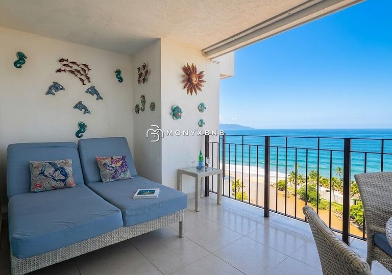 Grand Venetian Oceanfront by Monyxbnb