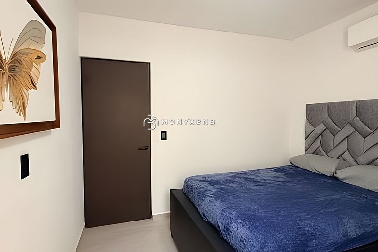 Billar, jacuzzi, presto sillas y mesa playa