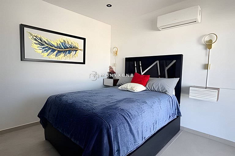 Billar, jacuzzi, presto sillas y mesa playa
