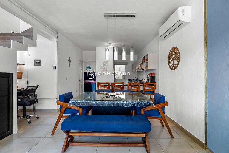 Casa Ivarica Spacious Home for 20 in Residential