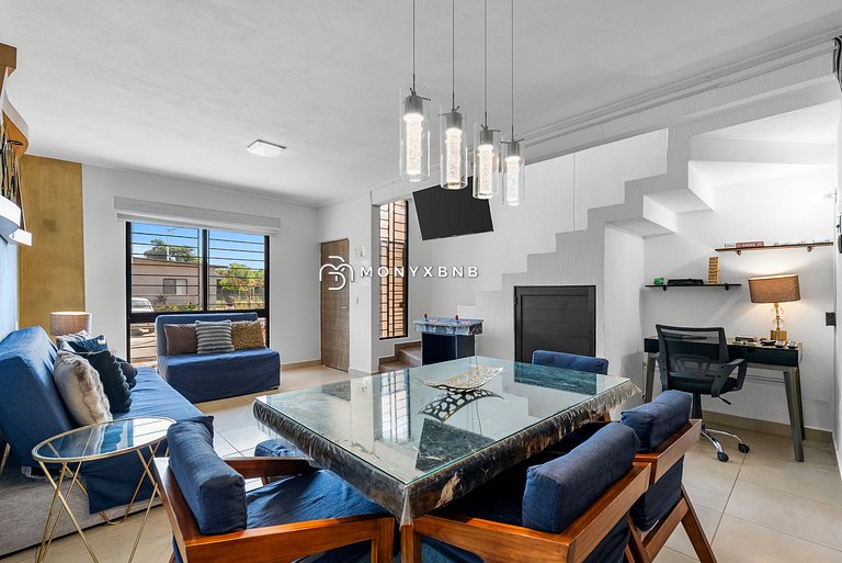 Casa Ivarica Spacious Home for 20 in Residential