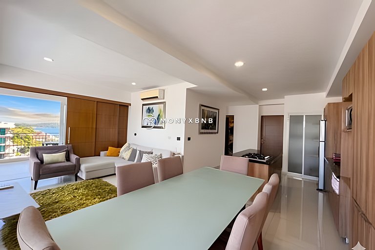 Family Zoho Skies • 5BR • Two Units 14 Guest