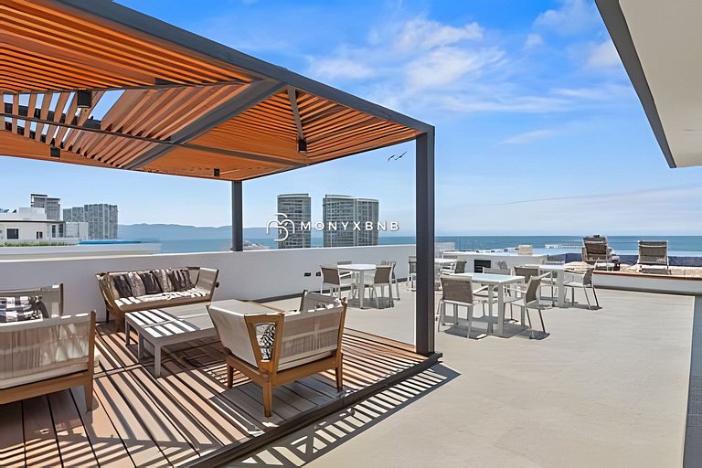 Family Zoho Skies • 5BR • Two Units 14 Guest