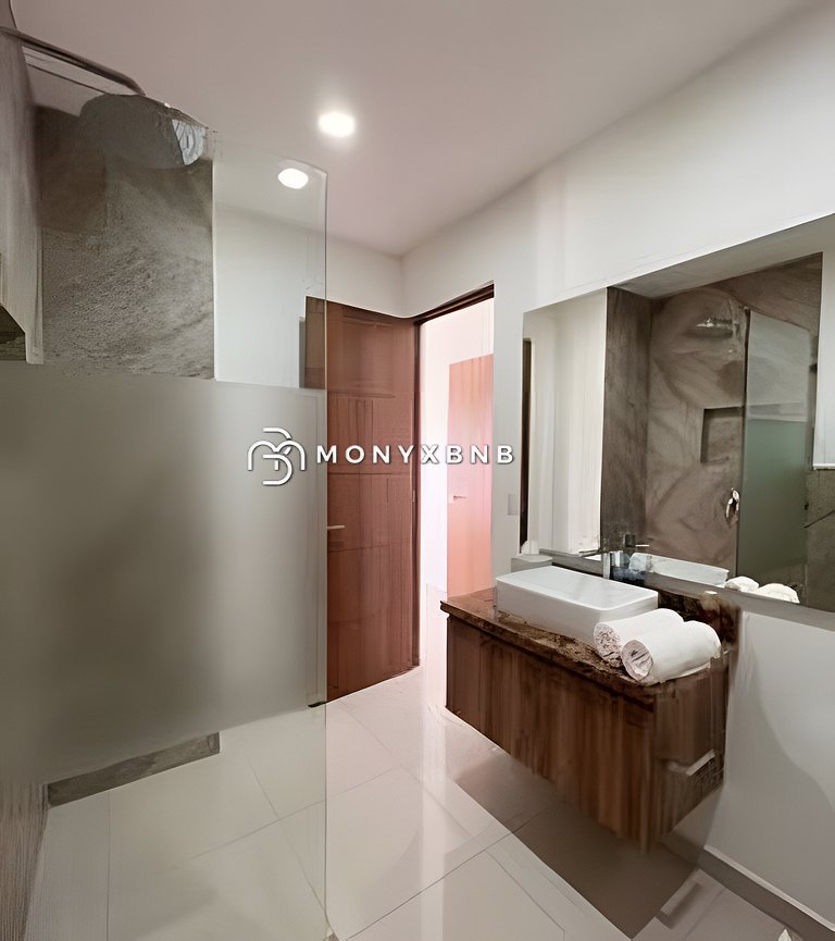 Family Zoho Skies • 5BR • Two Units 14 Guest