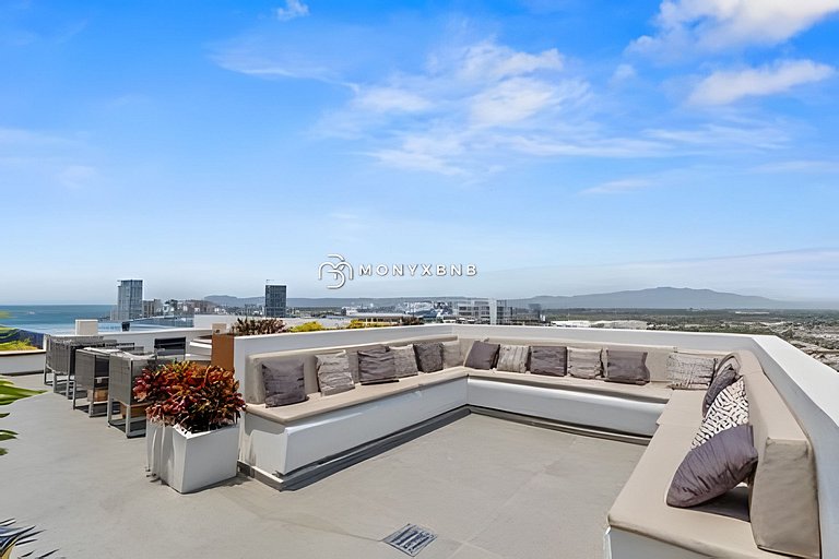 Family Zoho Skies • 5BR • Two Units 14 Guest