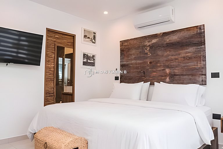 Family Zoho Skies • 5BR • Two Units 14 Guest