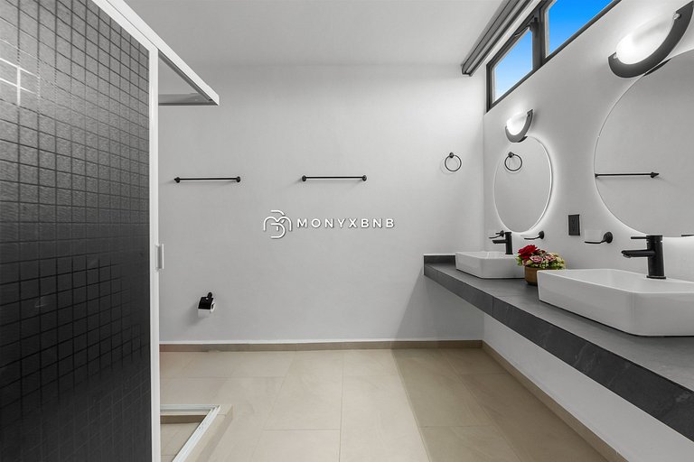 Aldea Hortus Retreat for 21 with Jacuzzi