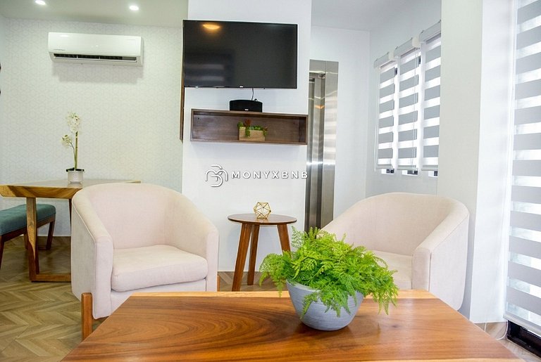 The Five | 1BR, Balcony & Rooftop Pool
