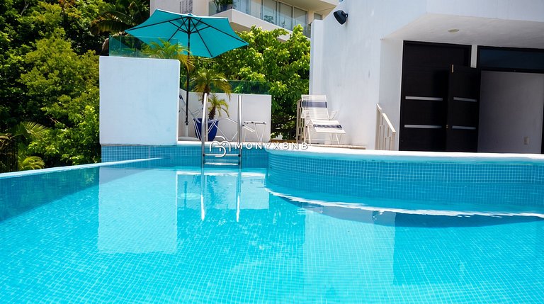The Five 3BR Penthouse, Balcony & Rooftop Pool