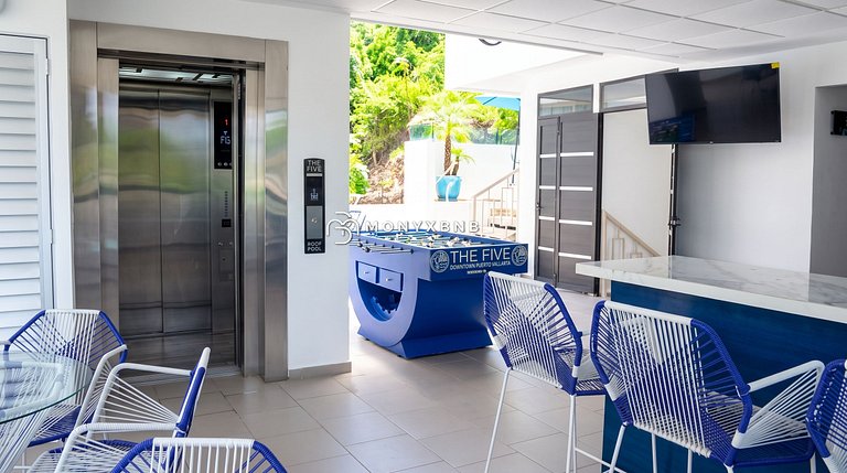The Five | 1BR, Balcony & Rooftop Pool