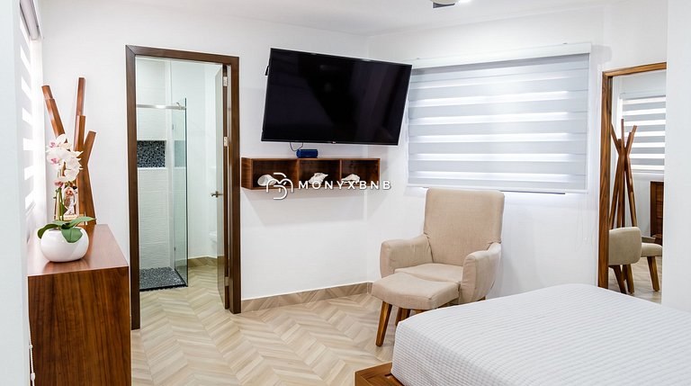 The Five | 1BR, Balcony & Rooftop Pool