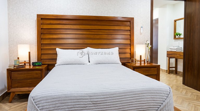The Five | 1BR, Balcony & Rooftop Pool