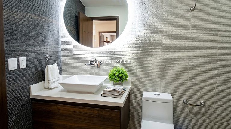 The Five | 1BR, Balcony & Rooftop Pool