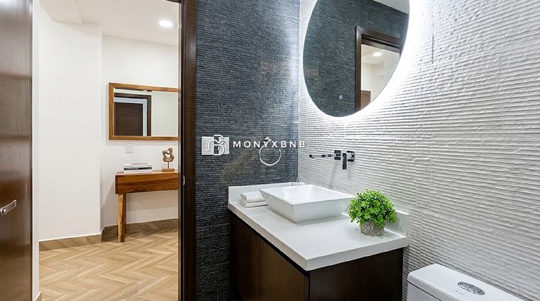 The Five | 1BR, Balcony & Rooftop Pool