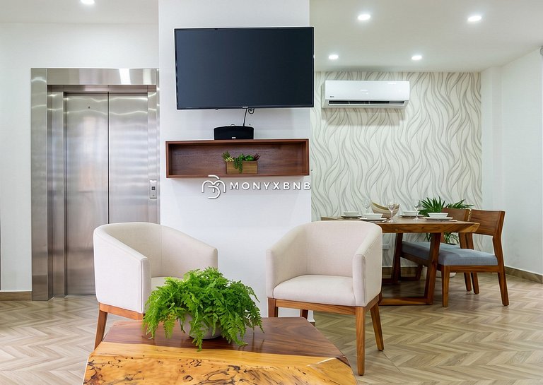 The Five | 1BR, Balcony & Rooftop Pool