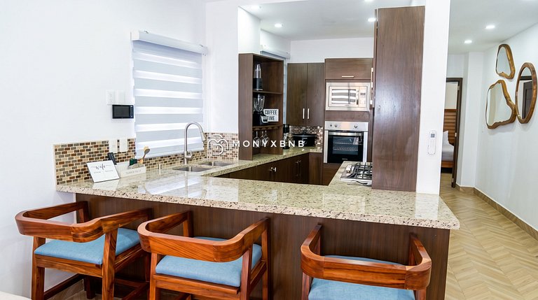 The Five | 1BR, Balcony & Rooftop Pool