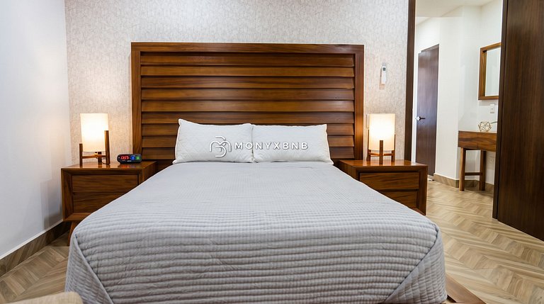 The Five | 1BR, Balcony & Rooftop Pool