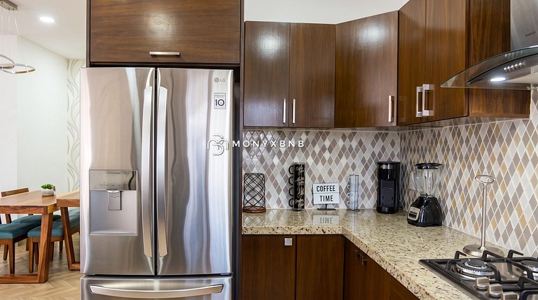 The Five | 1BR, Balcony & Rooftop Pool